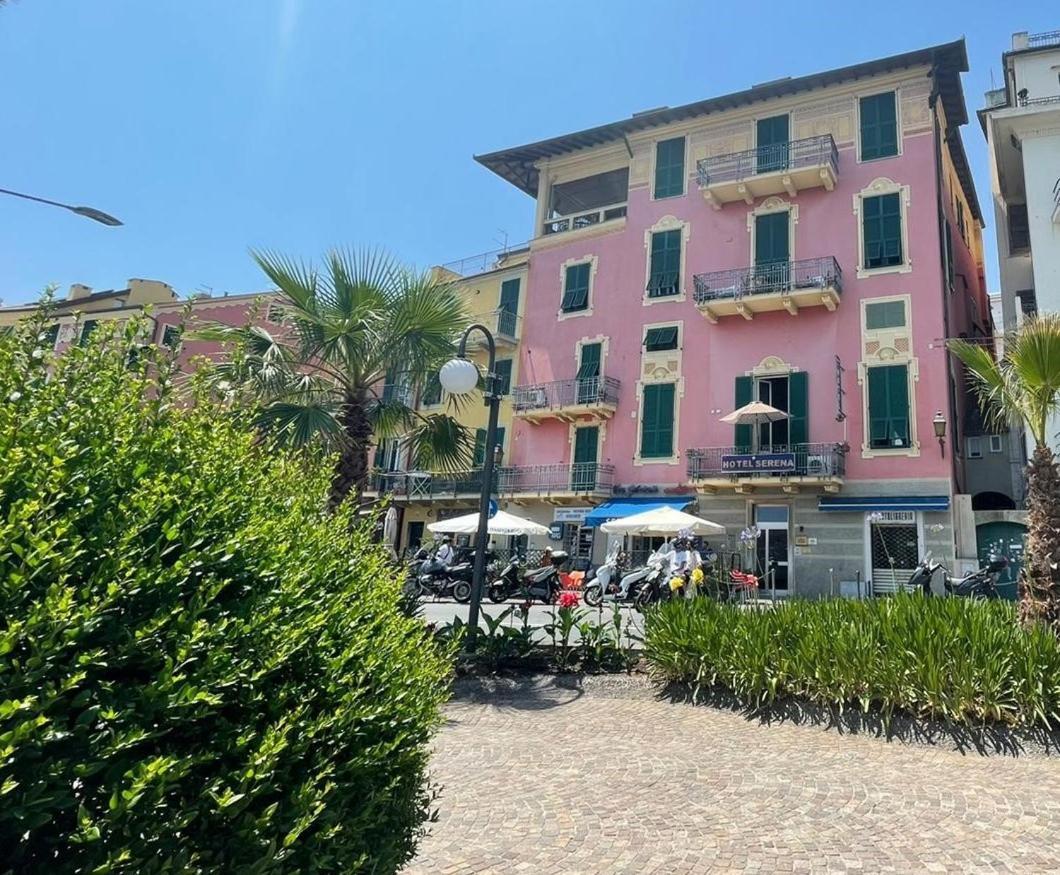 Hotel Serena Arenzano Kültér fotó