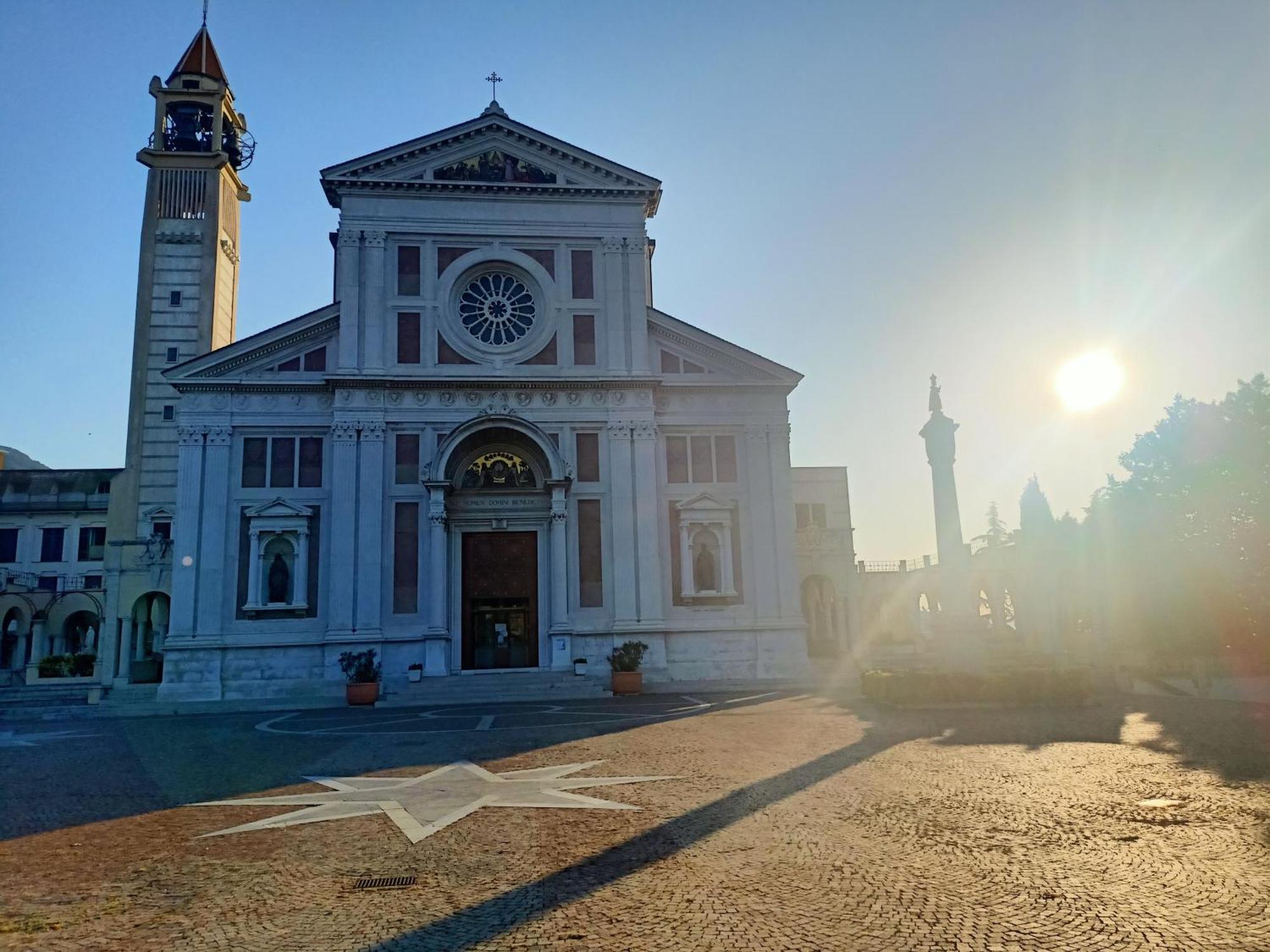 Hotel Serena Arenzano Kültér fotó
