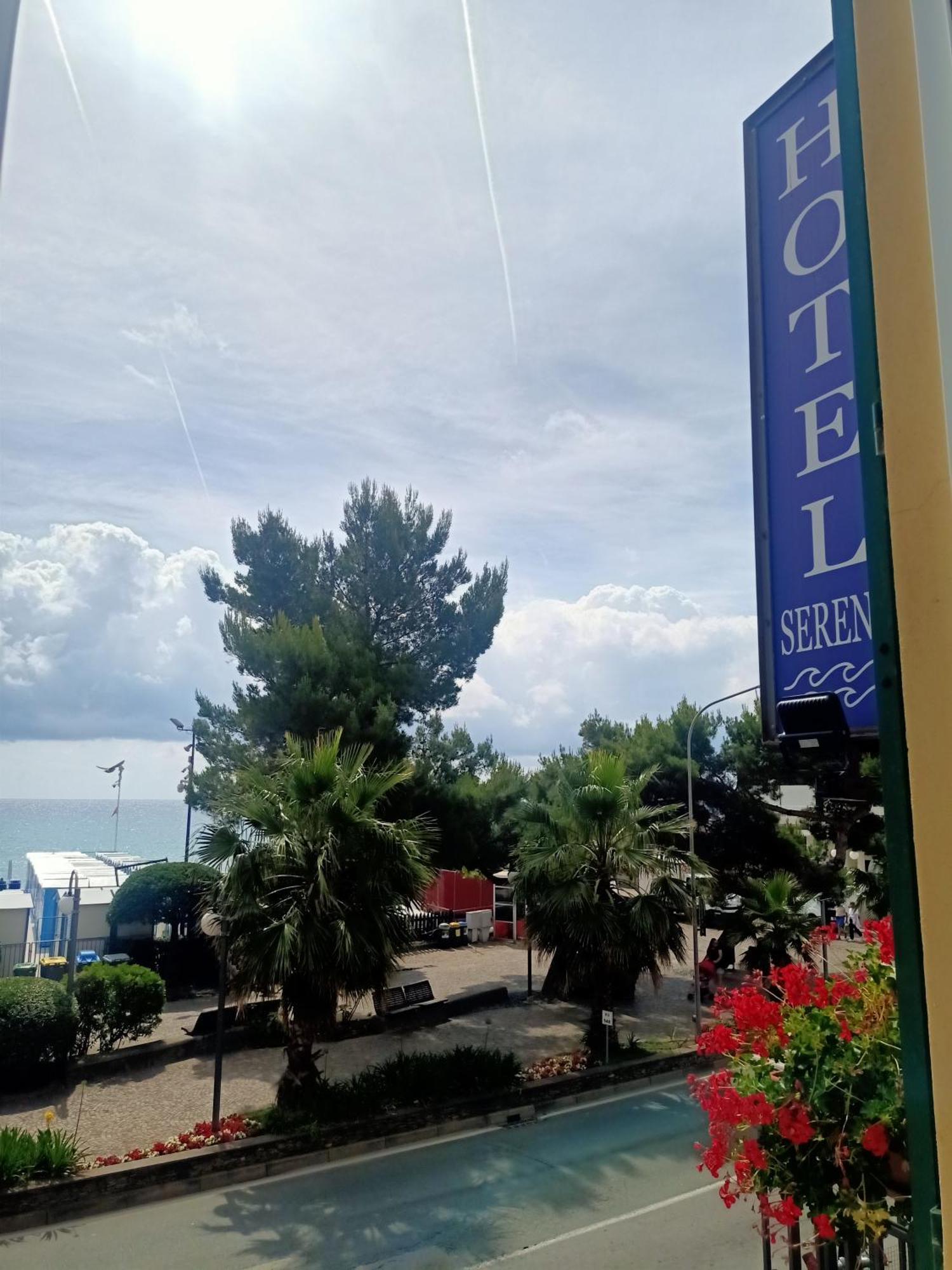 Hotel Serena Arenzano Kültér fotó